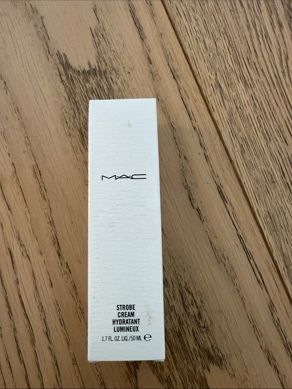 MAC Cosmetics Strobe Cream Moisturizer - peachlite - Picture 2 of 6